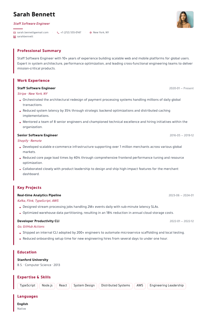 Elegant resume example (Female)